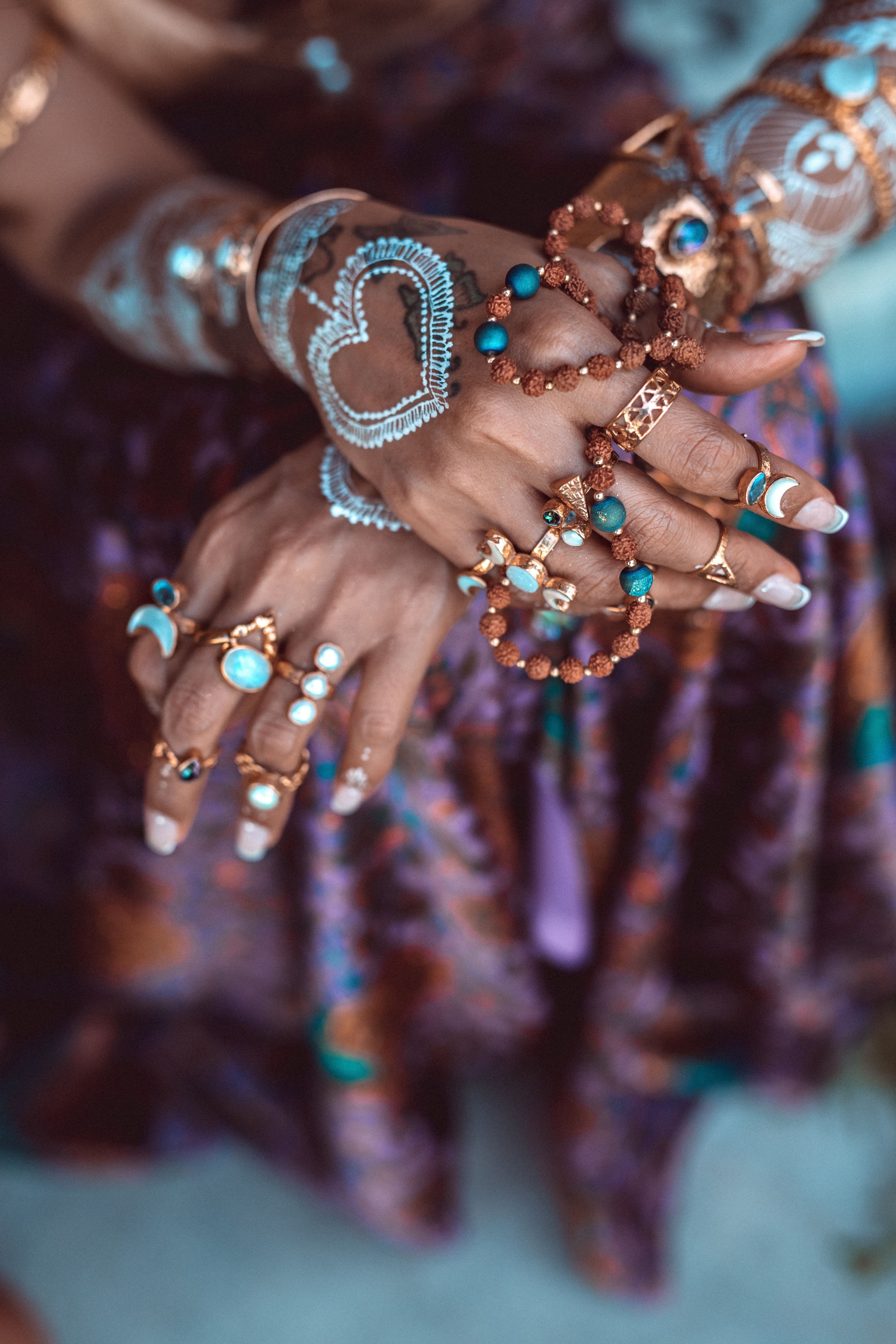 The MAJESTICAL MIDI Ring - The World Of Indah